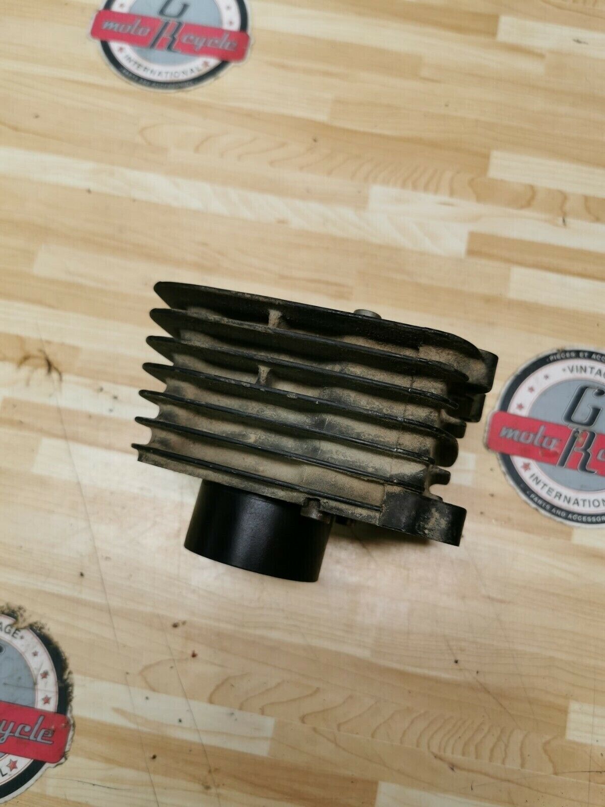 Suzuki DR100 1985 cylinder jug barrel