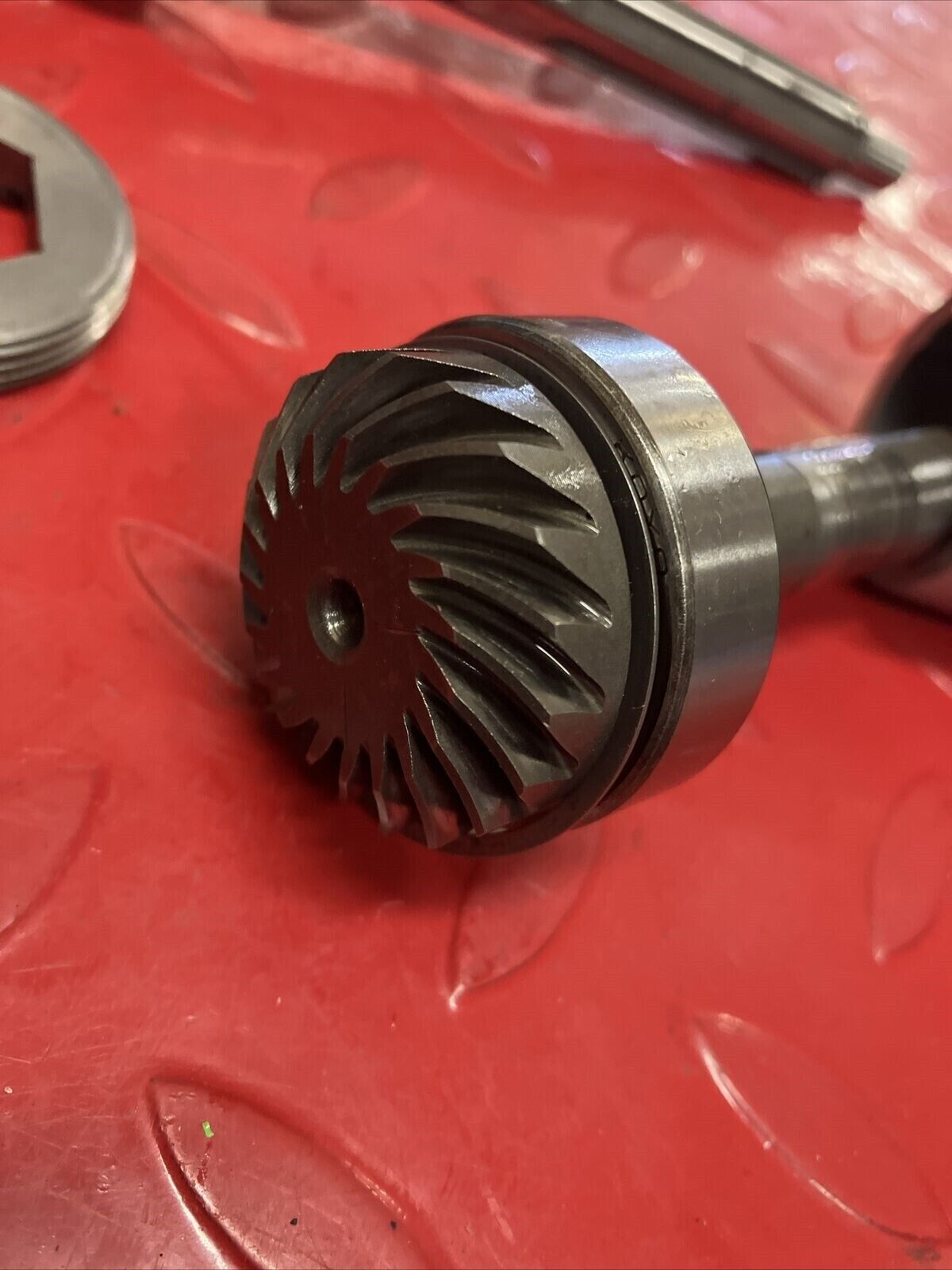 Yamaha MJ50 1982 Towny Drive driven shaft pinion transmission main axle LC50