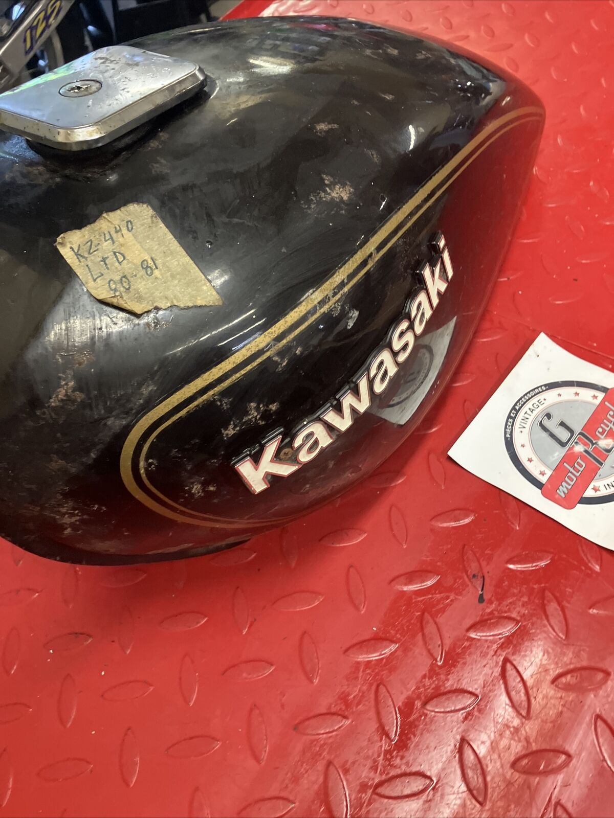 Kawasaki KZ440 LTD 1980 - 1981 fuel tank gas petrol reservoir 4