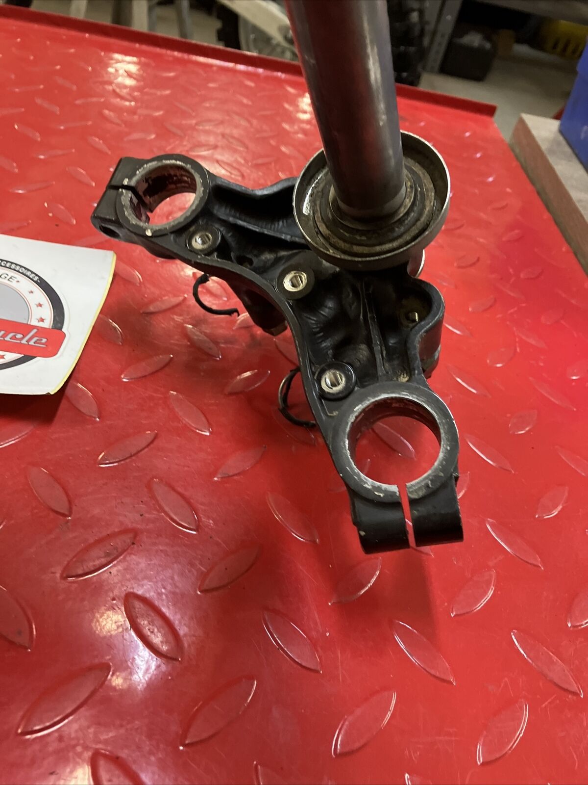 Kawasaki G5 1972 steering stem triple clamp tree 44037-044