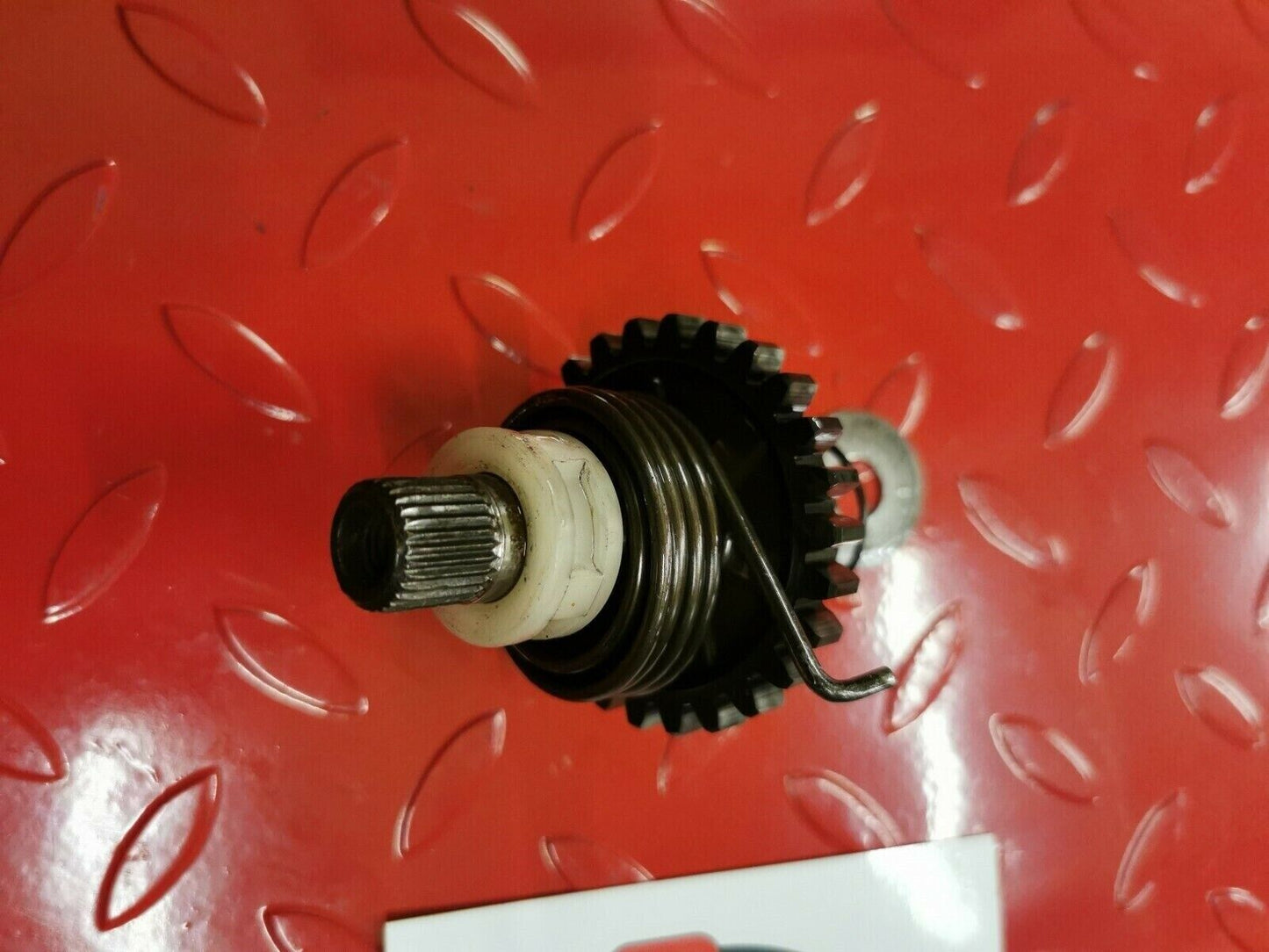 Suzuki RM125 1991 kickstarter kick starter shaft spindle gear 26211-27C02 1990