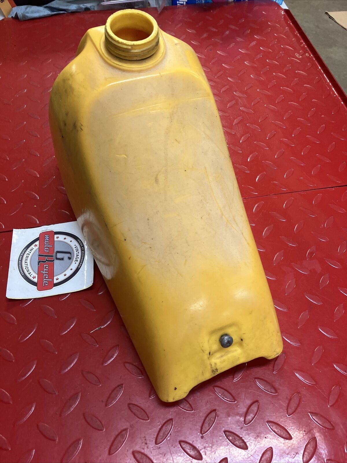 Suzuki RM125 1979 fuel tank gas petrol reservoir 2