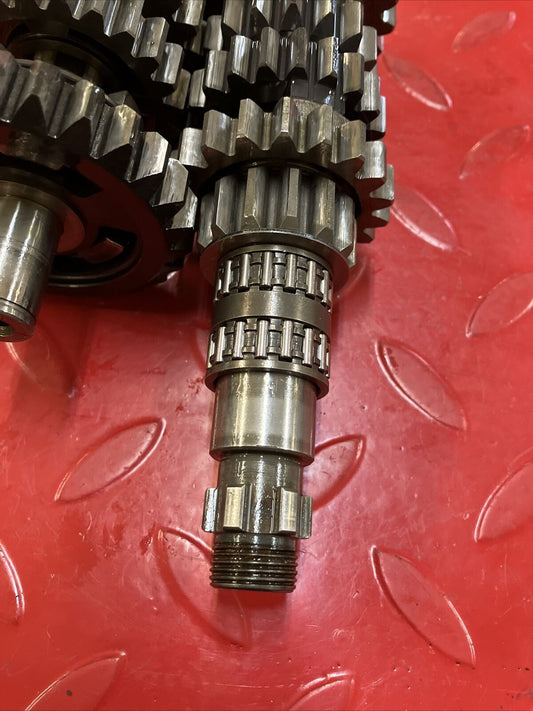 Suzuki RM125 1987 transmission mainshat countershaft gear