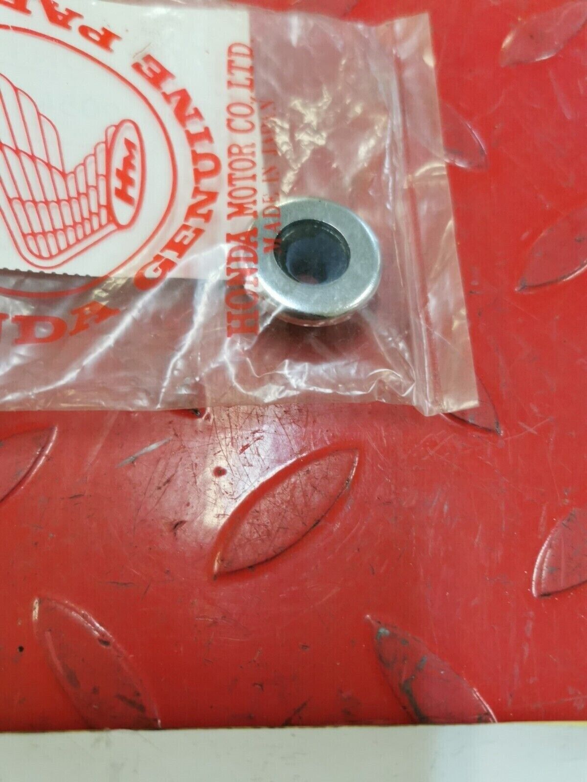 NOS Honda XR80 XR75 XL75 XL100 RUBBER MOUNTING HEAD COVER 90541-371-000 H25