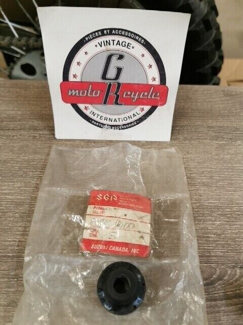 NOS SUZUKI RM60 RM400 RM250 RM100 ROLLER CHAIN TENSIONER 61345-41100 S38