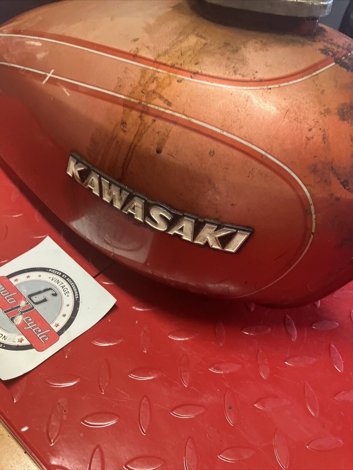 Kawasaki KZ400 1976 1977 Fuel tank gas petrol reservoir