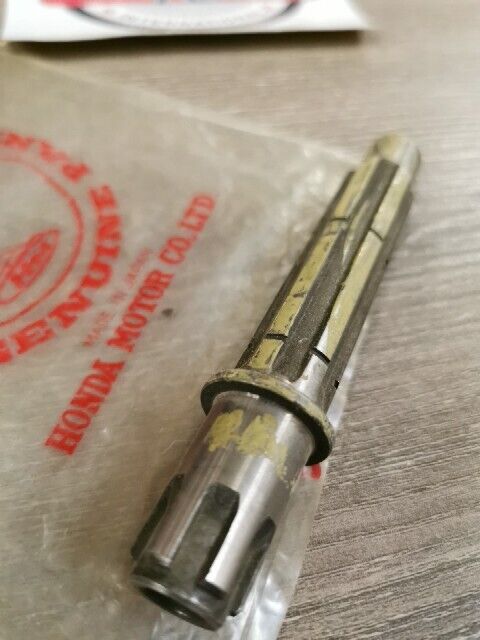 NOS HONDA CL50 CL65 S50 S65 SHAFT COUNTER 23221-035-020 H88