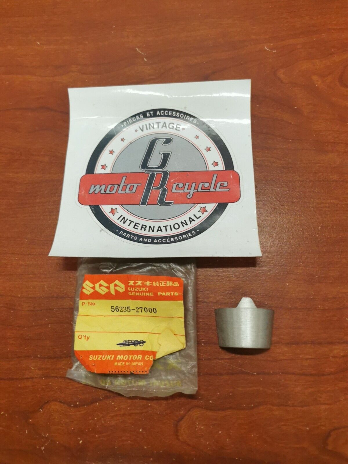 NOS Suzuki MT50 HANDLEBAR STOPPER 56235-27000 SUB. 56235-27001 S19