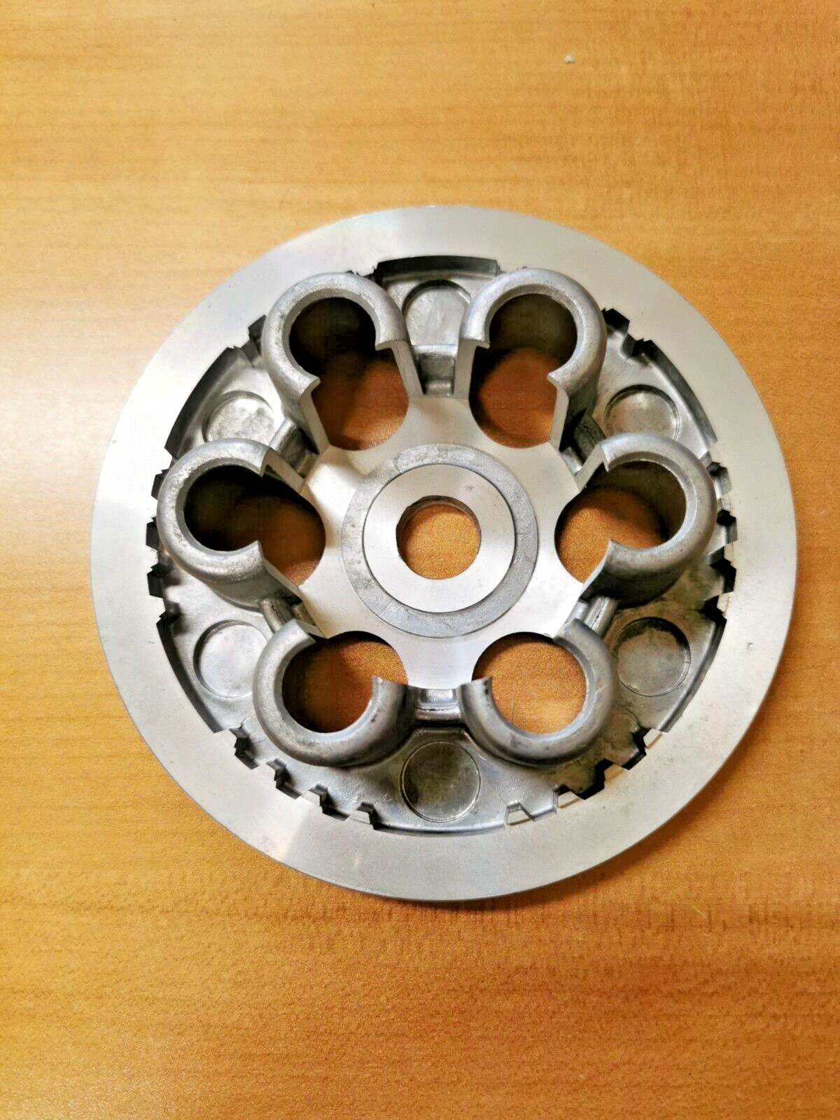 NOS SUZUKI GS550  GS650S  SV650S 1977 - 2002 CLUTCH PRESSURE DISC 21462-14301 S6