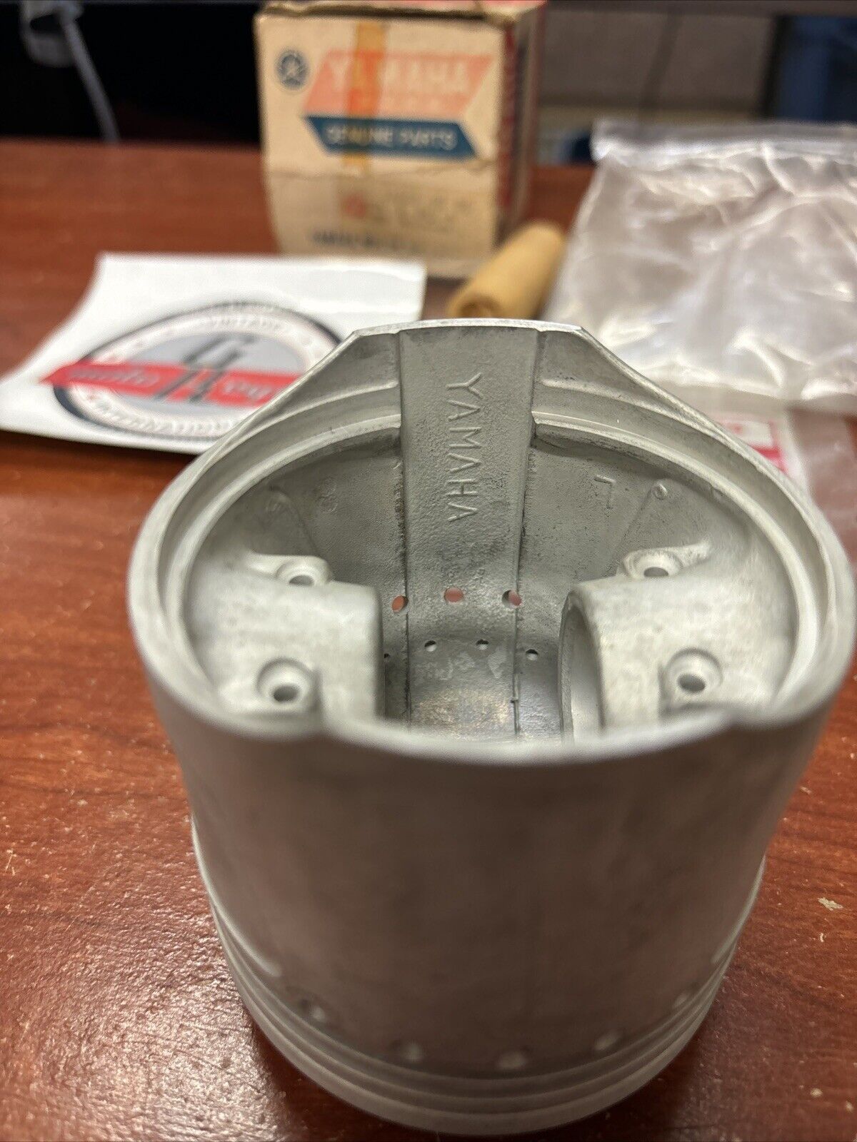 NOS Yamaha XS1 XS2 PISTON KIT STD 0.96 256-11631-02-96 SUB 256-11631-01-9 Y176