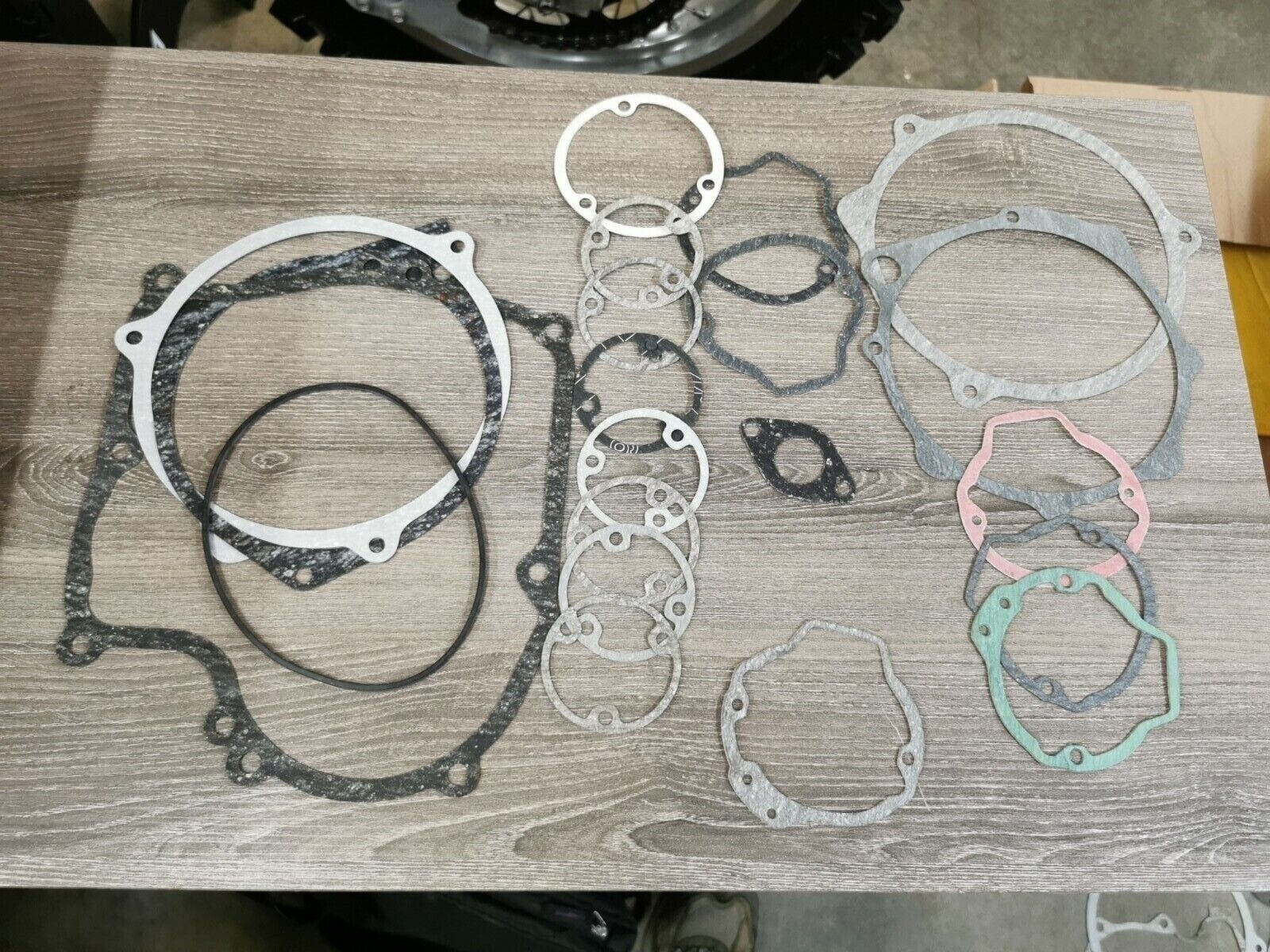 NOS ATC200 INCOMPLETE GASKET KIT SET J47
