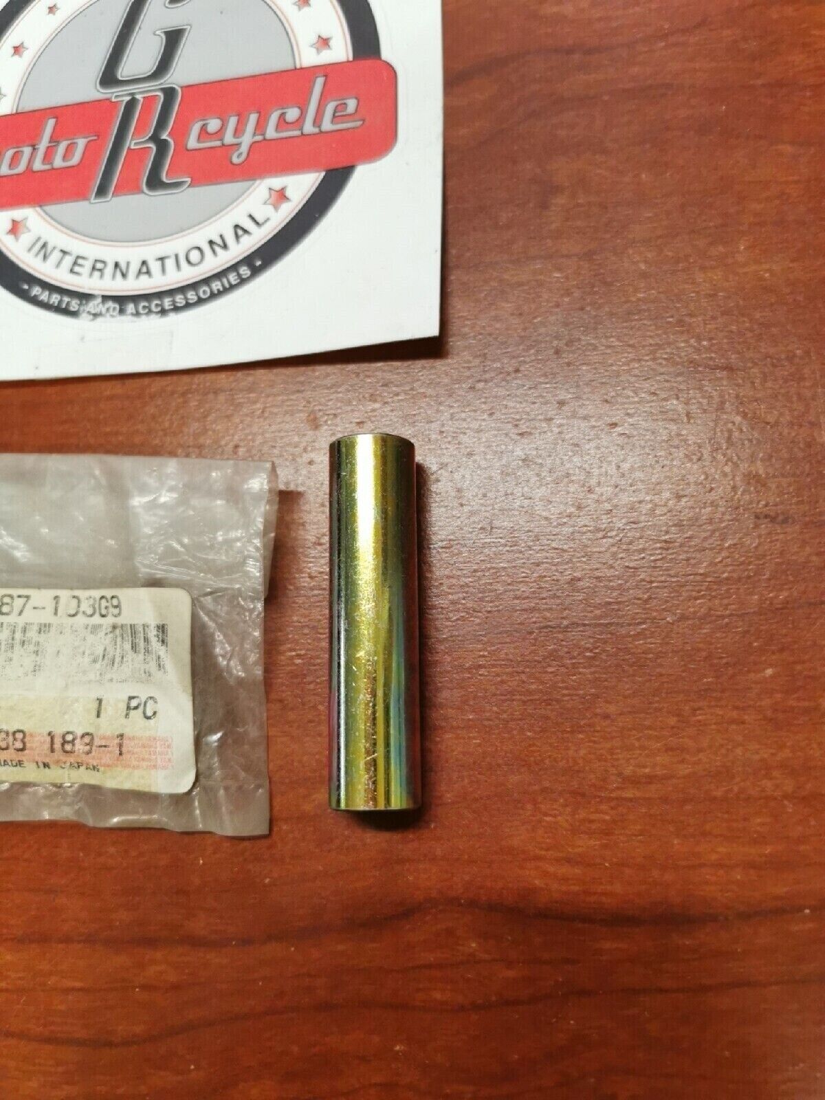 NOS Yamaha COLLAR 90387-103G9-00 Y69