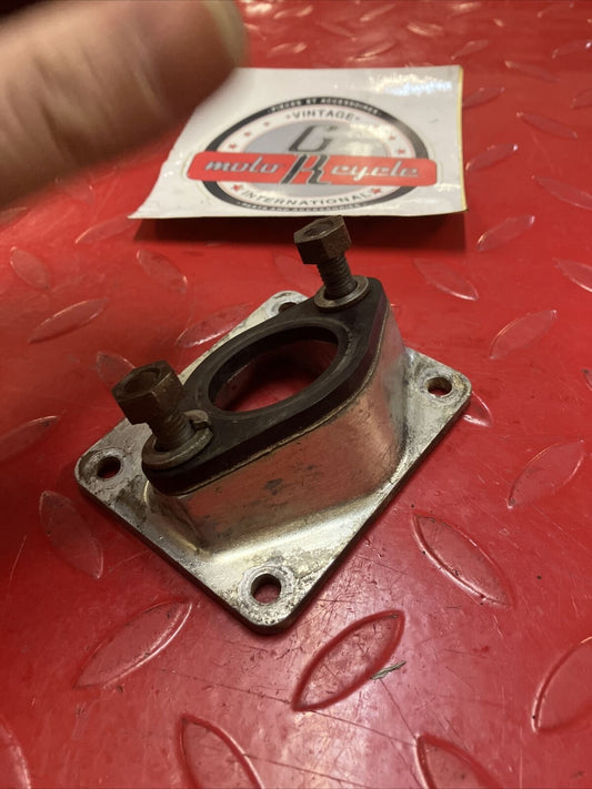 Yamaha DT2 DT250 1972 intake manifold carburetor joint intake