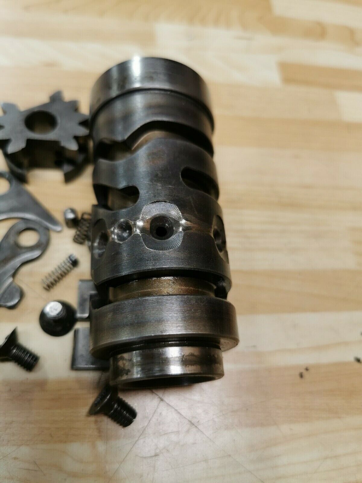 Suzuki RM125 1981 transmission gearshift gear shift drum cam 25310-14100