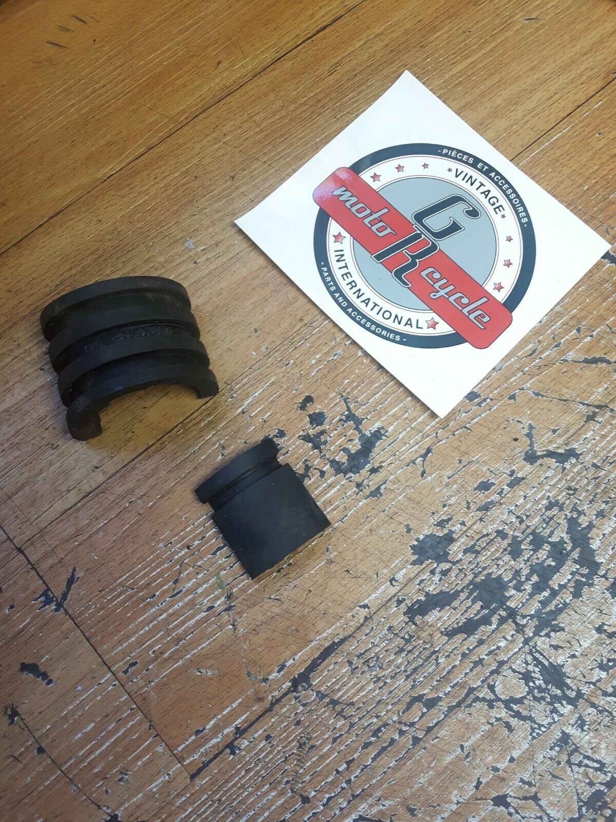 Kawasaki KLX125 2003 fuel gas tank frame rubber damper 2004 2005 2006 92161-S064