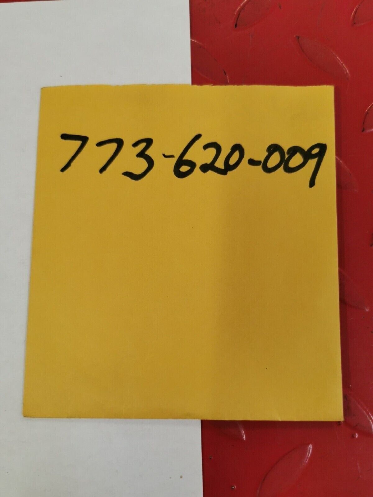 NOS PUCH BOMBARDIER MAXI  CLIP  773-620-009 P3