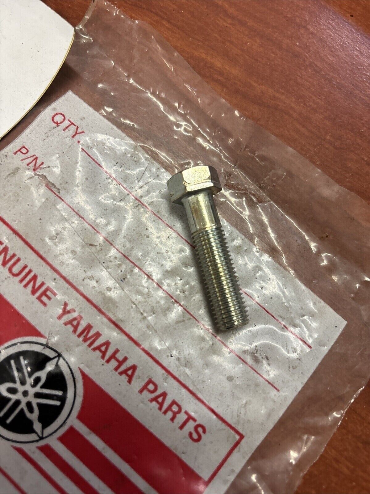 NOS Yamaha 1974 GP338F GP433F HEXAGON BOLT 97311-10040-00 Y185
