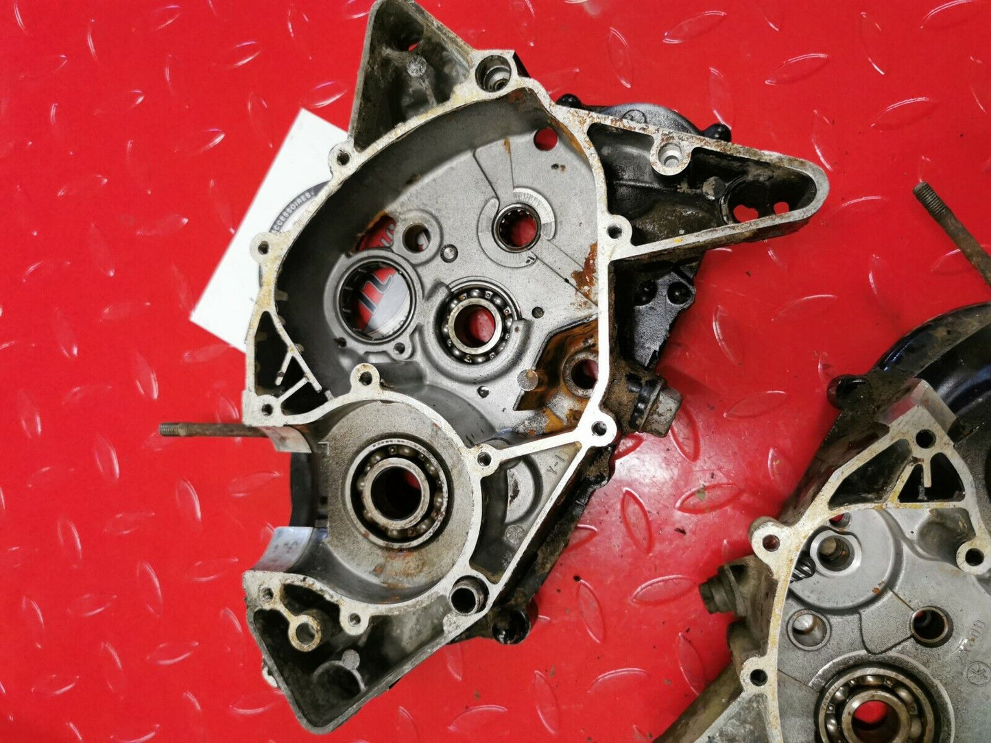 Yamaha YZ80 1979 crankcase left right crank case 2X6-15111-00-00