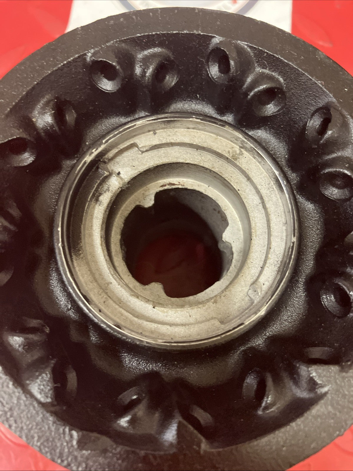 Honda CR250R 1984 Front wheel hub CR125R CR500R