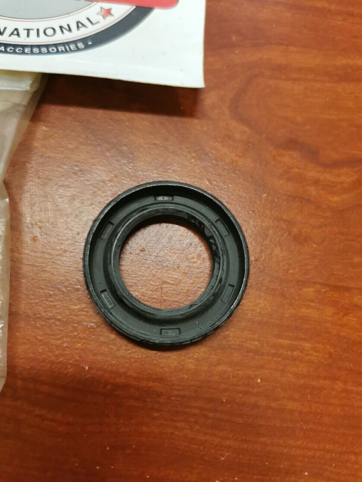 NOS Suzuki TM250 TM400 TS400 TS250 DS250 OIL SEAL 09284-26001 S20