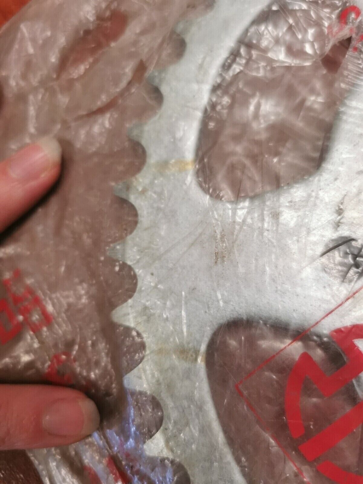 NOS Kawasaki 1972 - 1975 H2 REAR SPROCKET 47T 42041-106 K34