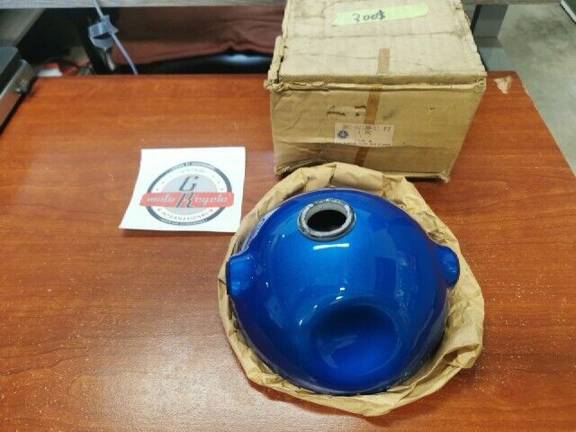 NOS Yamaha 1973 1974 RD250 HEADLIGHT BODY BUTTERFLY BLUE 360-84330-61-F2 Y153