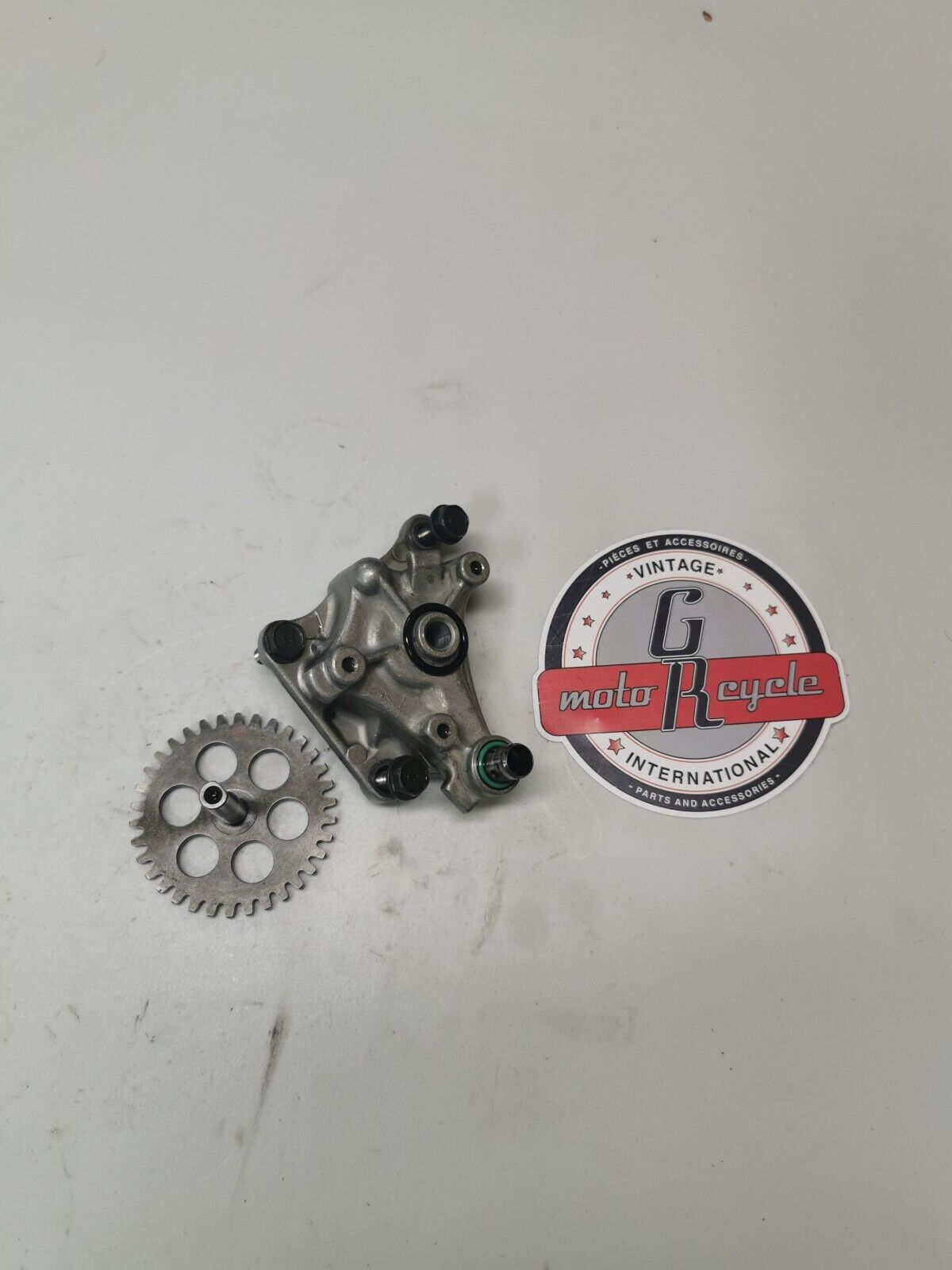 Honda XR350R 1983 oil pump