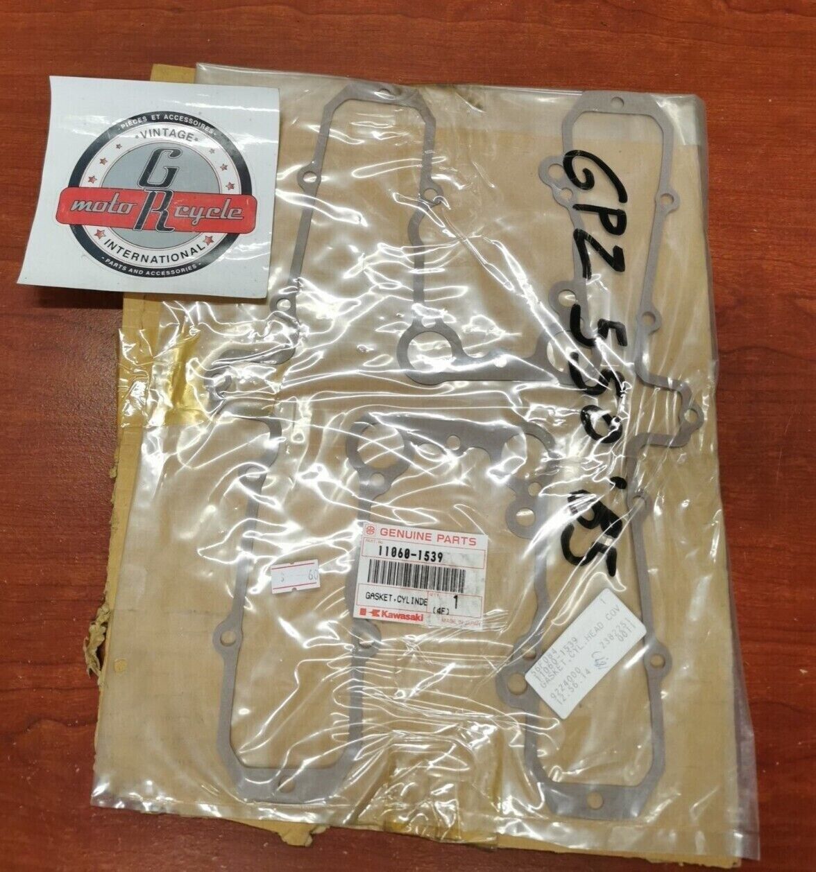 NOS Kawasaki KZ550 GPZ550 CYLINDER HEAD GASKET 11060-1539 K36