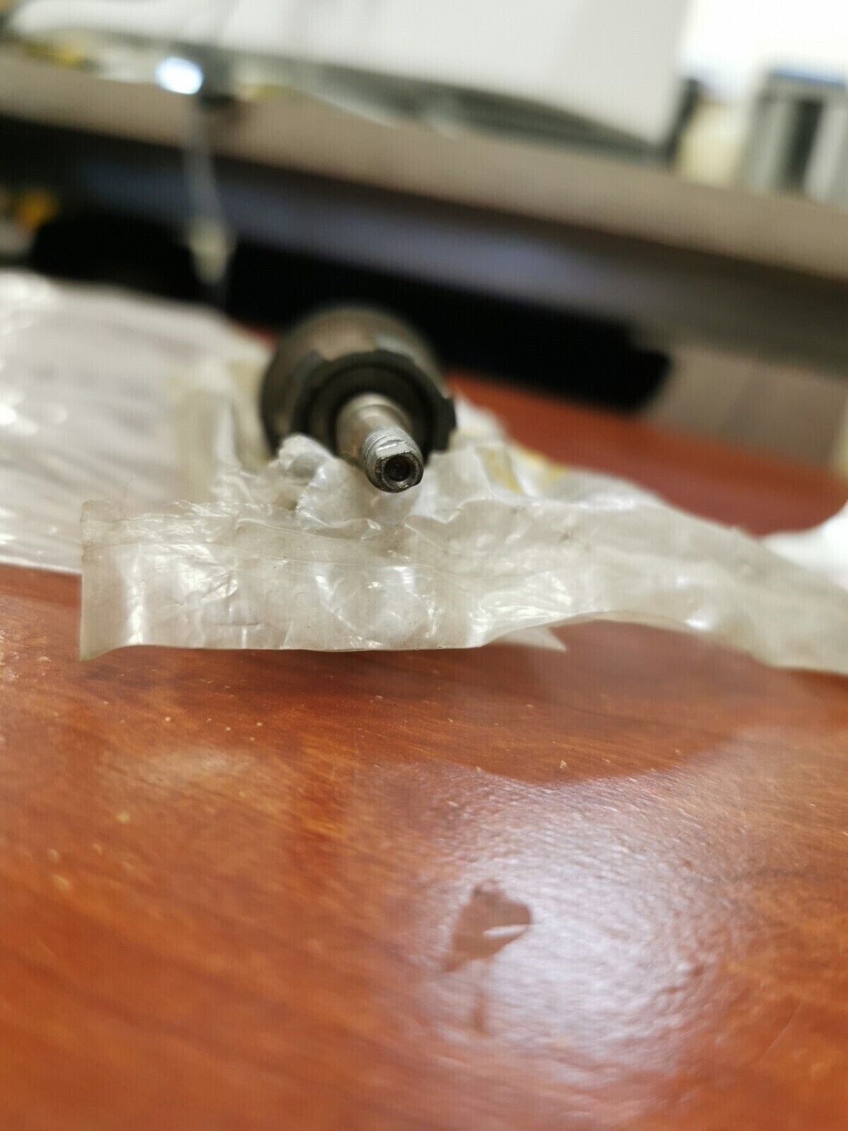 NOS SUZUKI TC125 DRIVESHAFT DRIVE SHAFT 24130-28200 S30