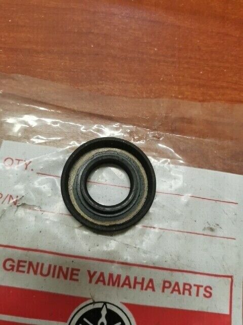 NOS Yamaha BR250 RT100 OIL SEAL (20X40X8) 93102-20010-00 SUB 93102-20447-00 Y166
