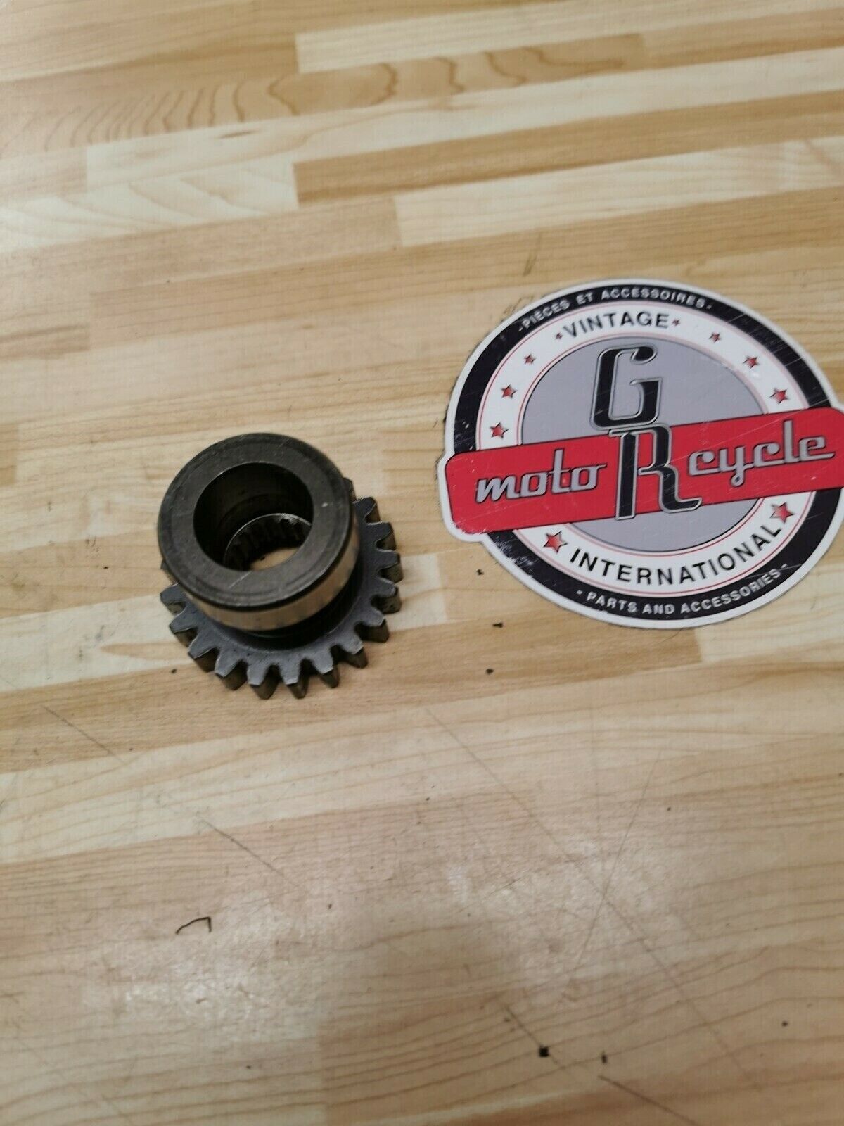 Suzuki RM250 2000 crankshaft crank shaft primary drive gear