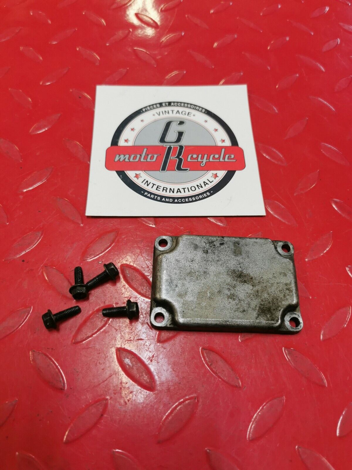 Suzuki RM125 2001 top front cylinder exhaust power valve cover 2
