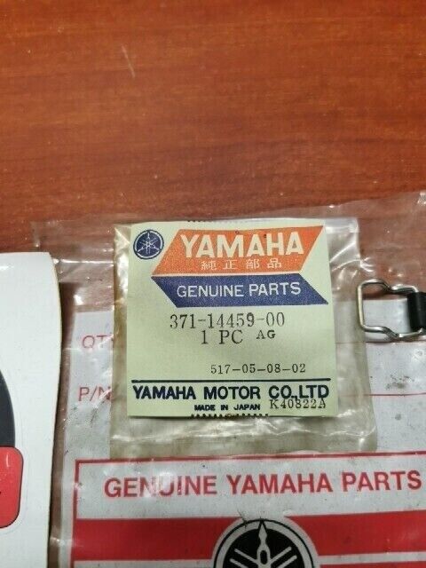 NOS Yamaha 1974 TX500 1975 XS500 HOLDER 371-14459-00-00 Y180
