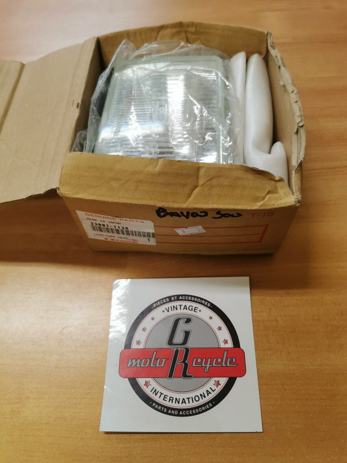 NOS KAWASAKI KLF300 HEADLIGHT LENS 23007-1138 K6