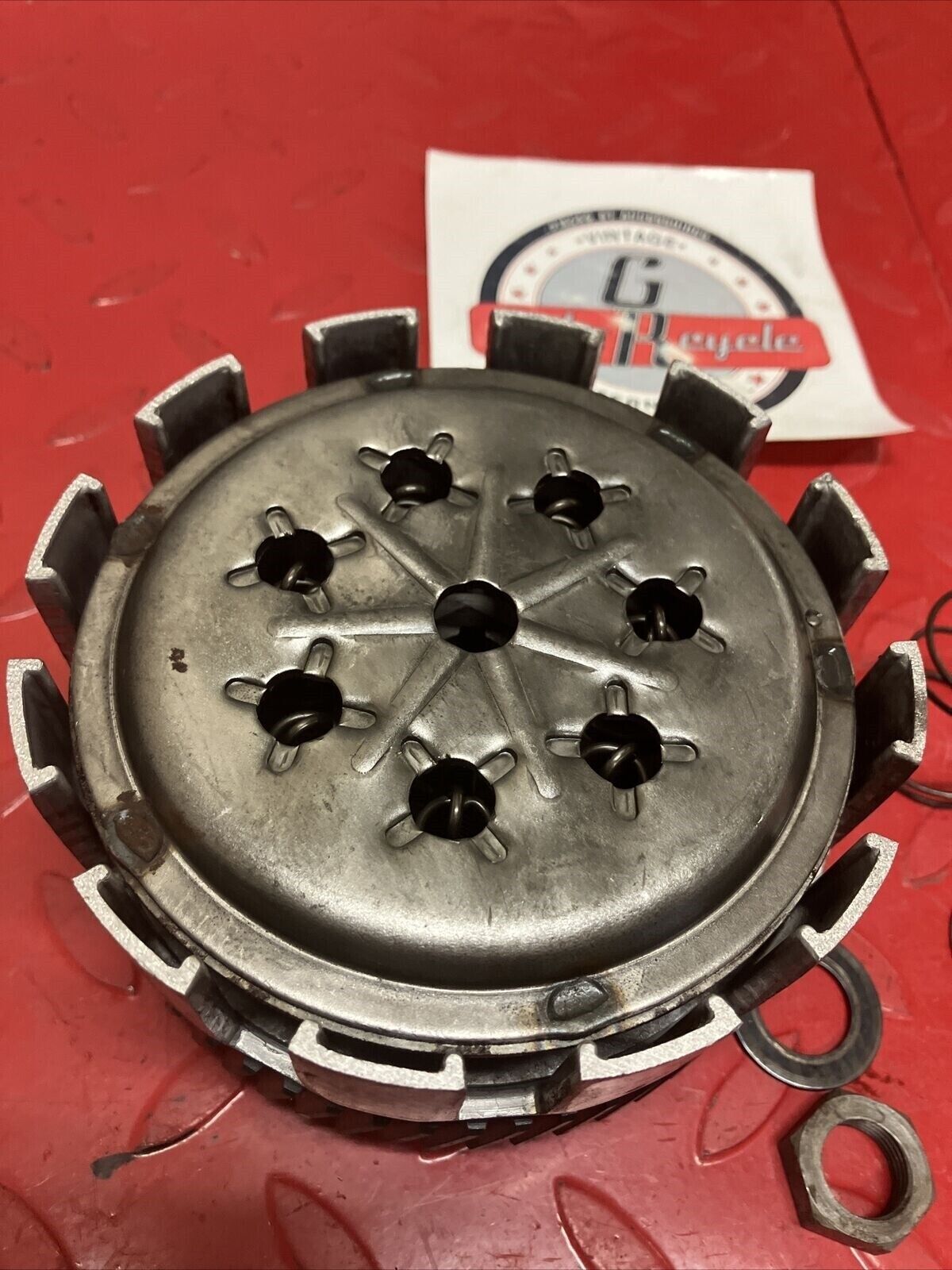 Suzuki RV125 1975 clutch basket hub pressure plate assembly