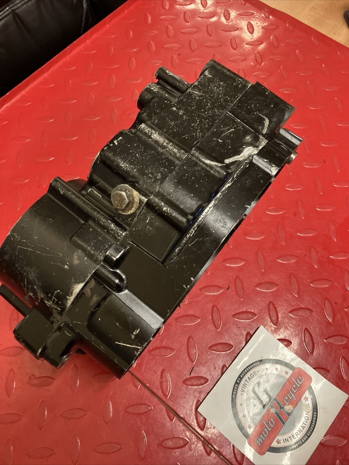 Suzuki DS100 1980 Crankcase set left right
