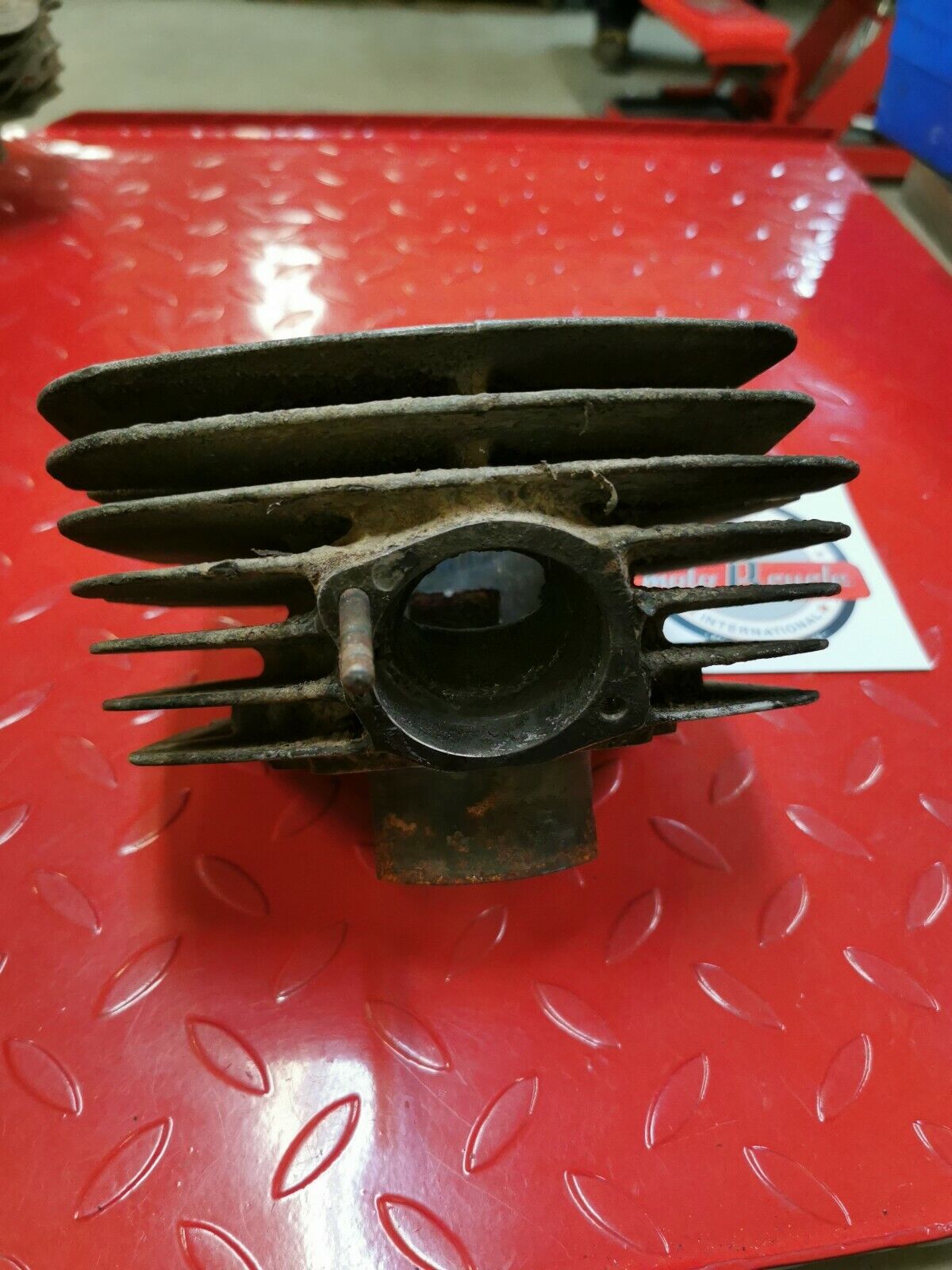 Kawasaki F7 1971 1972 1973 cylinder jug barrel T 62mm