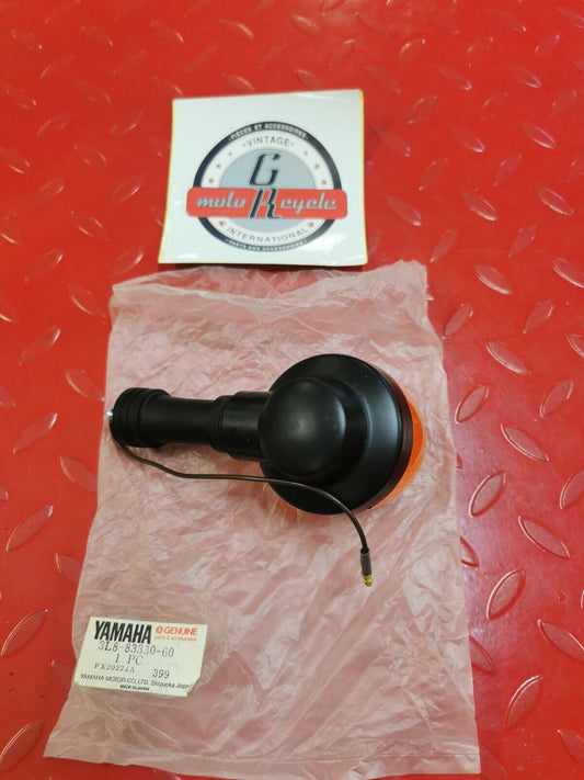 NOS YAMAHA LC50 MJ5O QT50 REAR FLASHER LAMP ASSY (L.H) 3L8-83330-60-00 Y29