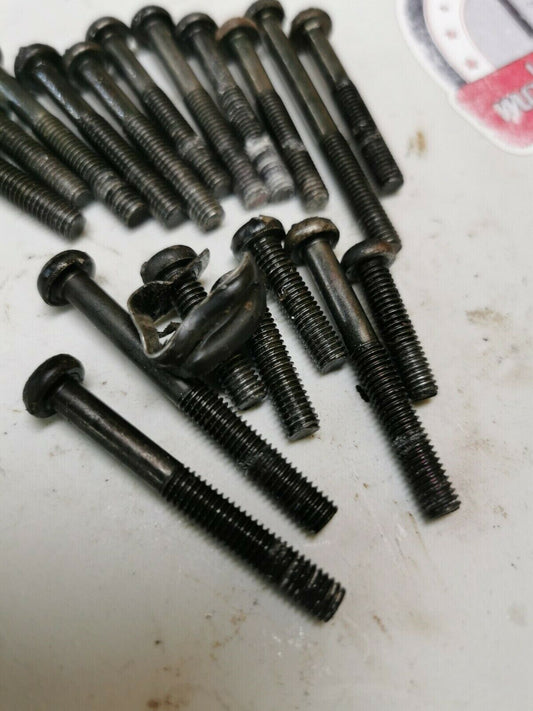 Suzuki RM125 1984 Motor engine bottom end crankcase / cover bolt hardware