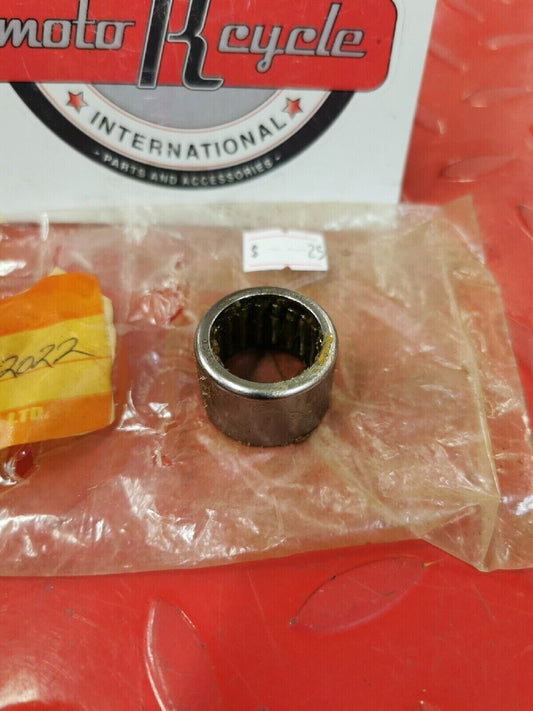 NOS SUZUKI BEARING 09263-22022 S12