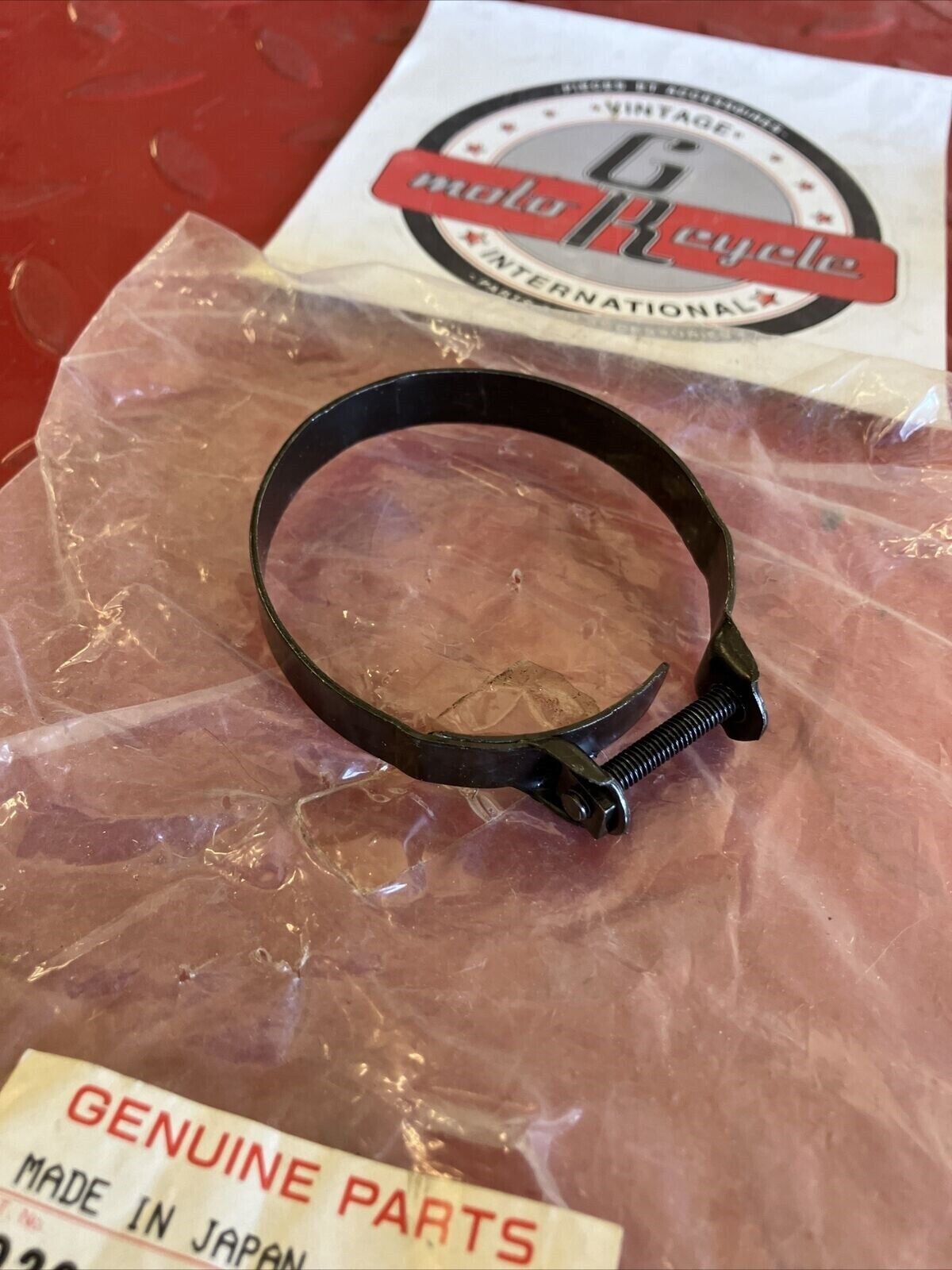 NOS Kawasaki KX125 KX250 KX250F TERYX BAYOU CLAMP BAND K15