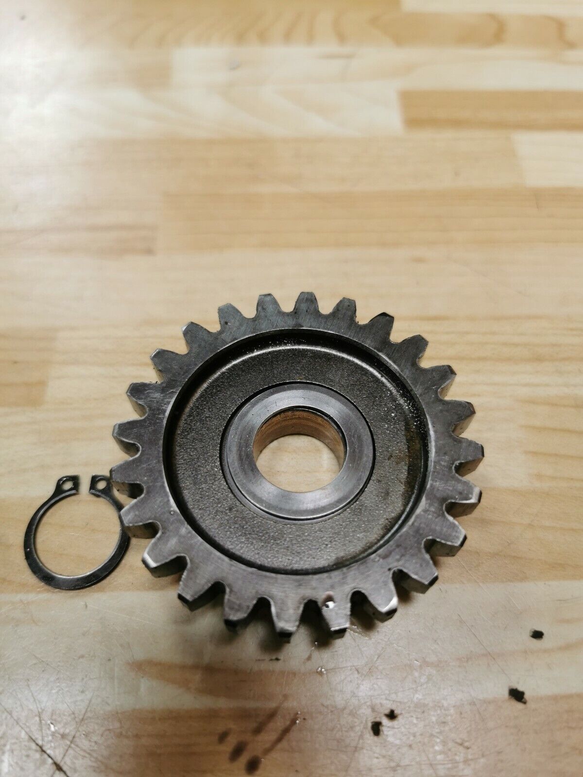 Suzuki RM125 1981 kickstarter kick starter idle gear