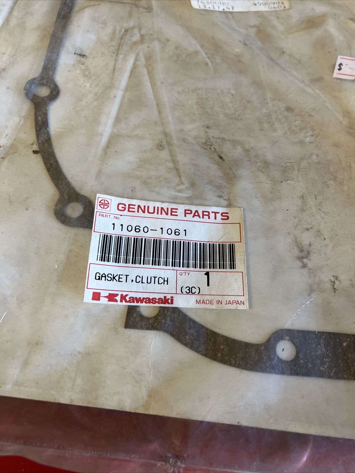 NOS Kawasaki KZ305 CSR Clutch cover gasket K10