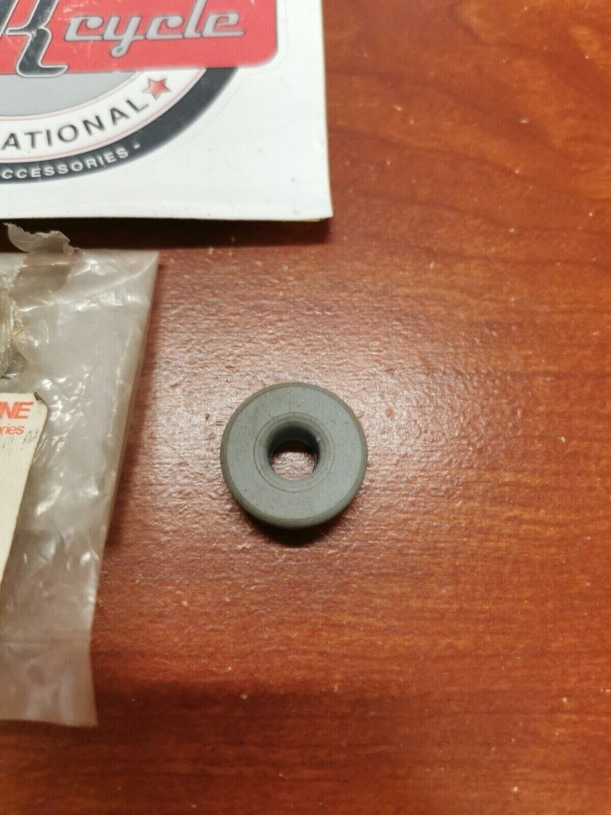 NOS Yamaha EF2000 YZ80 TT600 GROMMET 90480-13369-00 SUB. 90480-13014-00 Y100