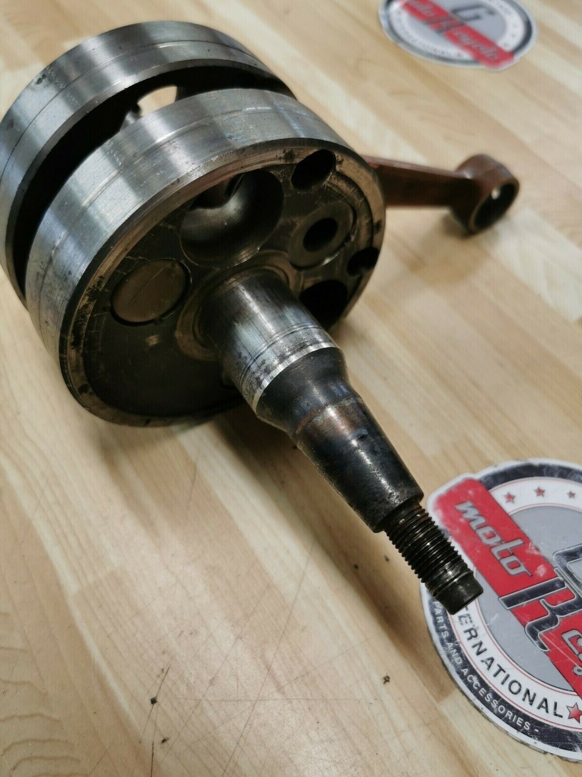 Yamaha DT250 1976 crankshaft crank shaft DT400