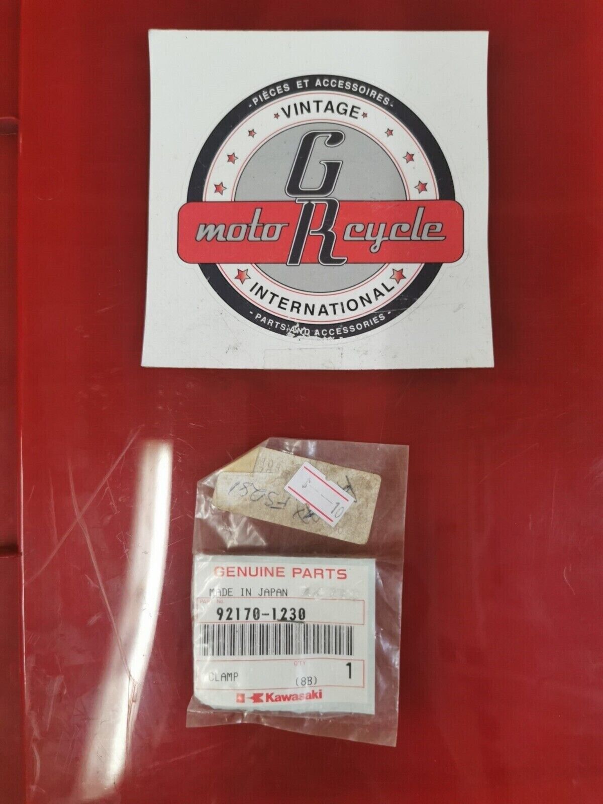 NOS KAWASAKI ZX750 CLAMP 92170-1230 K33
