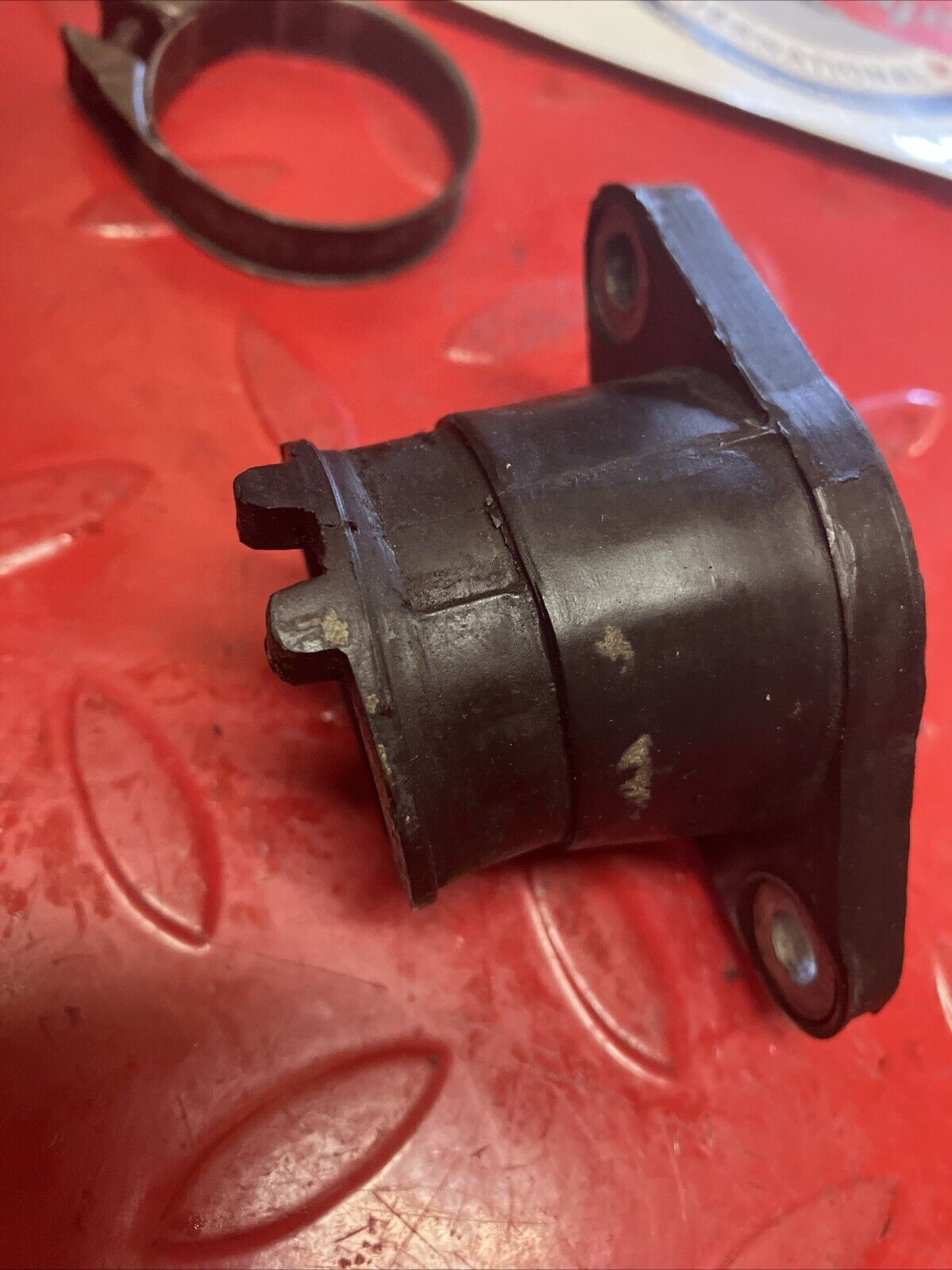 Honda MT125 1975 intake manifold carburetor boot insulator 1974 1976