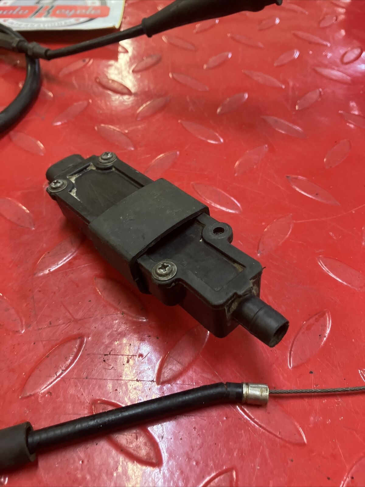Yamaha DT200 1984 throttle and pulley cables