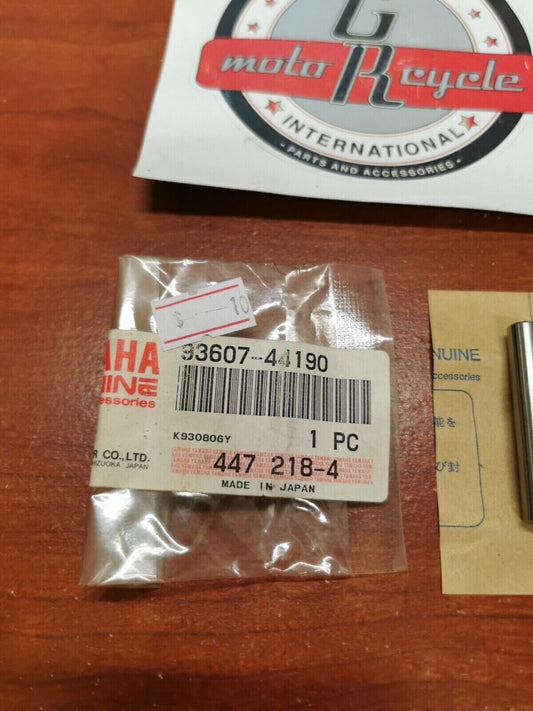 NOS Yamaha BR250 CS340 ET410 YZFR1 YZFR6 DOWEL PIN 93607-44190-00 Y99