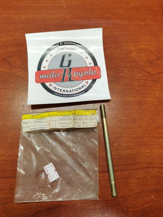 NOS Yamaha 1980 YZ80 STUD BOLT 90116-07311-00 Y93